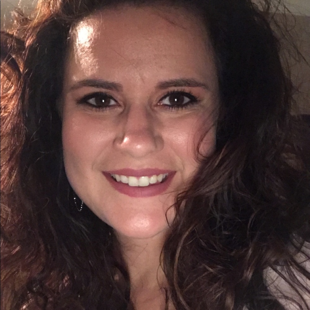 Meet your Posher, Abbie